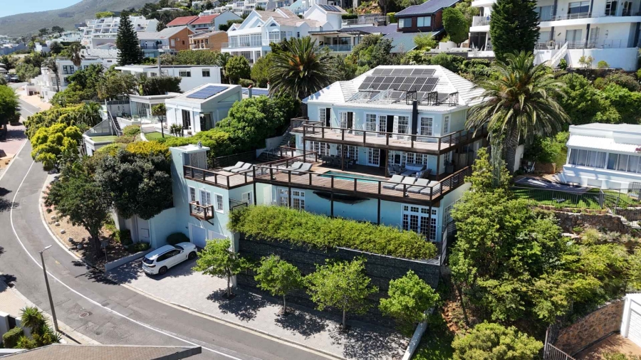 6 Bedroom Property for Sale in Camps Bay Western Cape